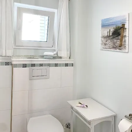 Haus Anholt تيميندورفير ستراند